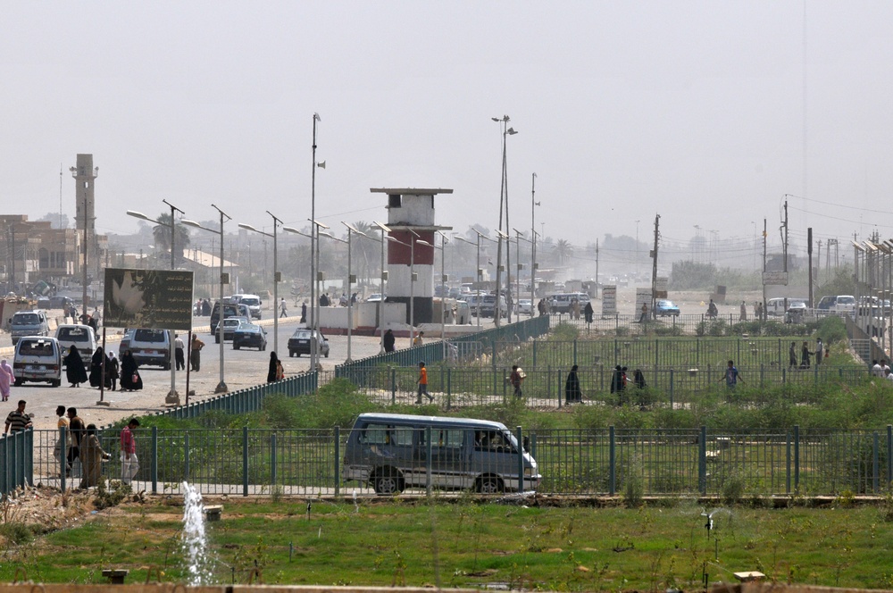 Iraqi police graduate academy