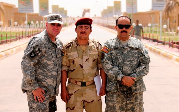 30th Soldier helps Iraqi division develop public affairs officer skills