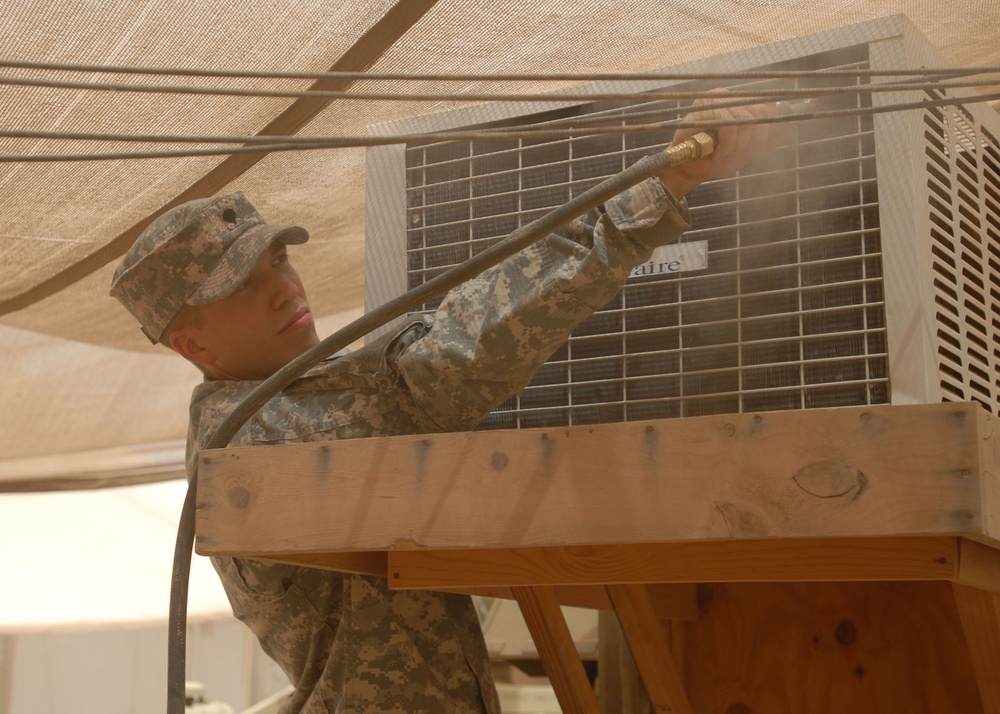 Signal company keeps Stryker Soldiers in touch with each other, the world