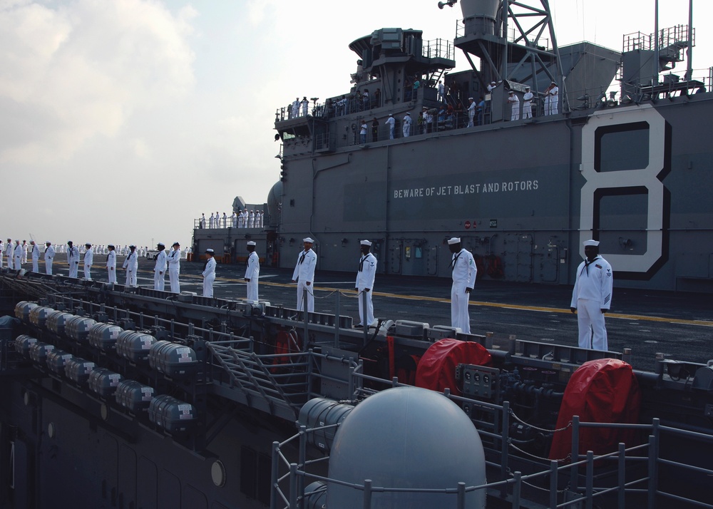 USS Makin Island begins its homeport shift