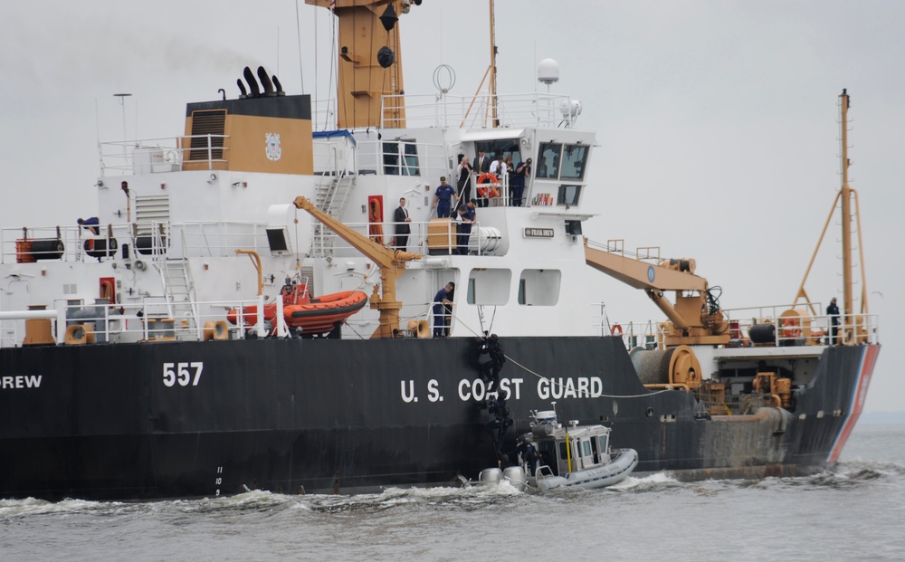 Maritime Security Response Team Demonstrates Capabilities