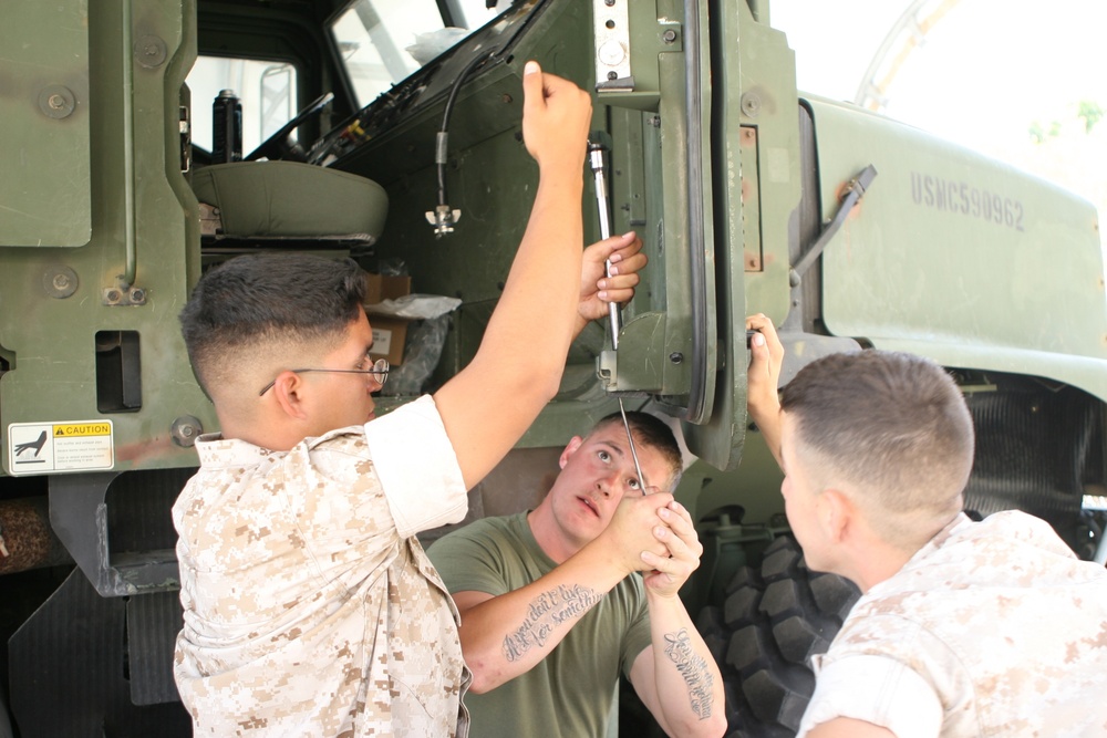 Maintenance Marines Perform High-octane Mission