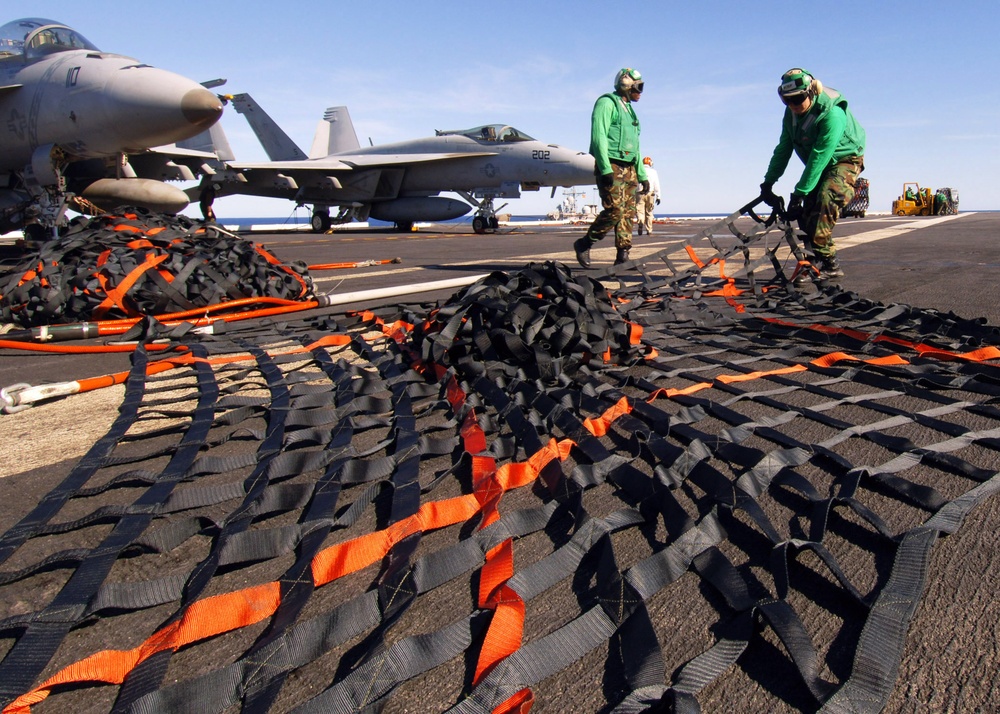 Stretching out a cargo net