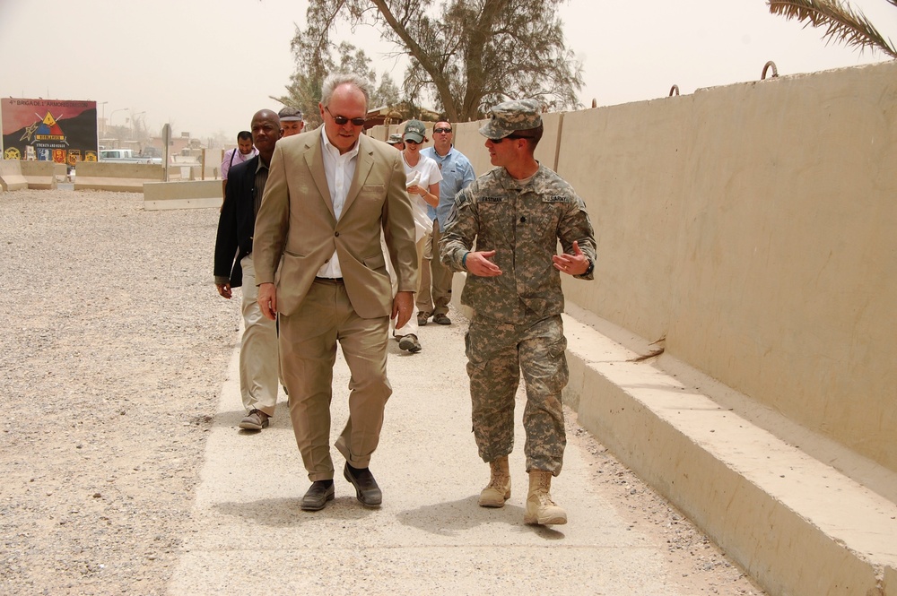 Ambassador meets with Task Force Pathfinder