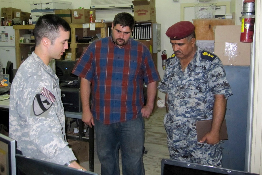 Iraqi officers become integrated liaisons with Greywolf Brigade