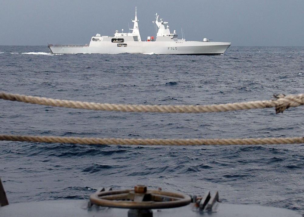 USS Arleigh Burke maneuvering drills