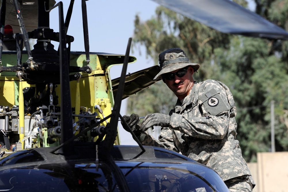 Soldiers of 230th Air Cavalry Squadron in Iraq