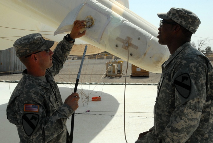 Soldiers fly blimp as part of new mission