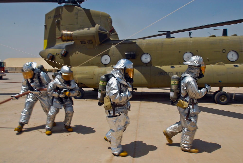 Taji firefighters complete Chinook training with Air Cav
