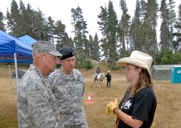 Gen. Victor H. Renuart visits camp for at-risk kids while in Oregon