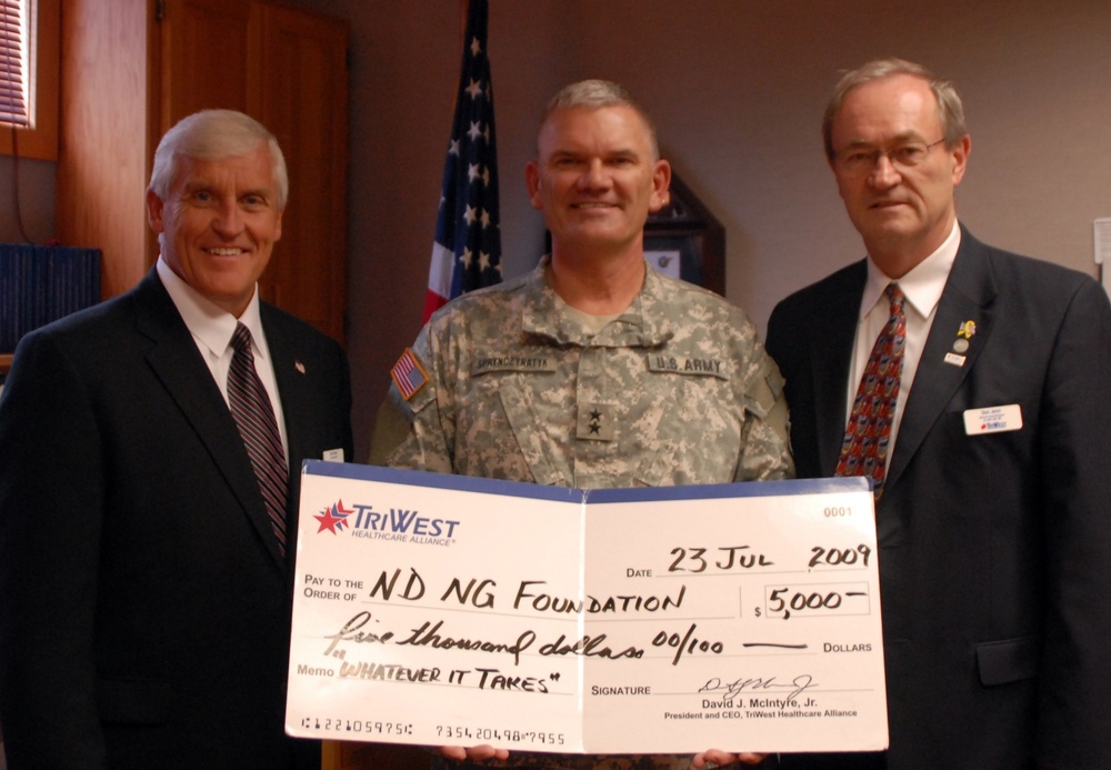 TriWest Healthcare Alliance Donates to GWOT Memorial