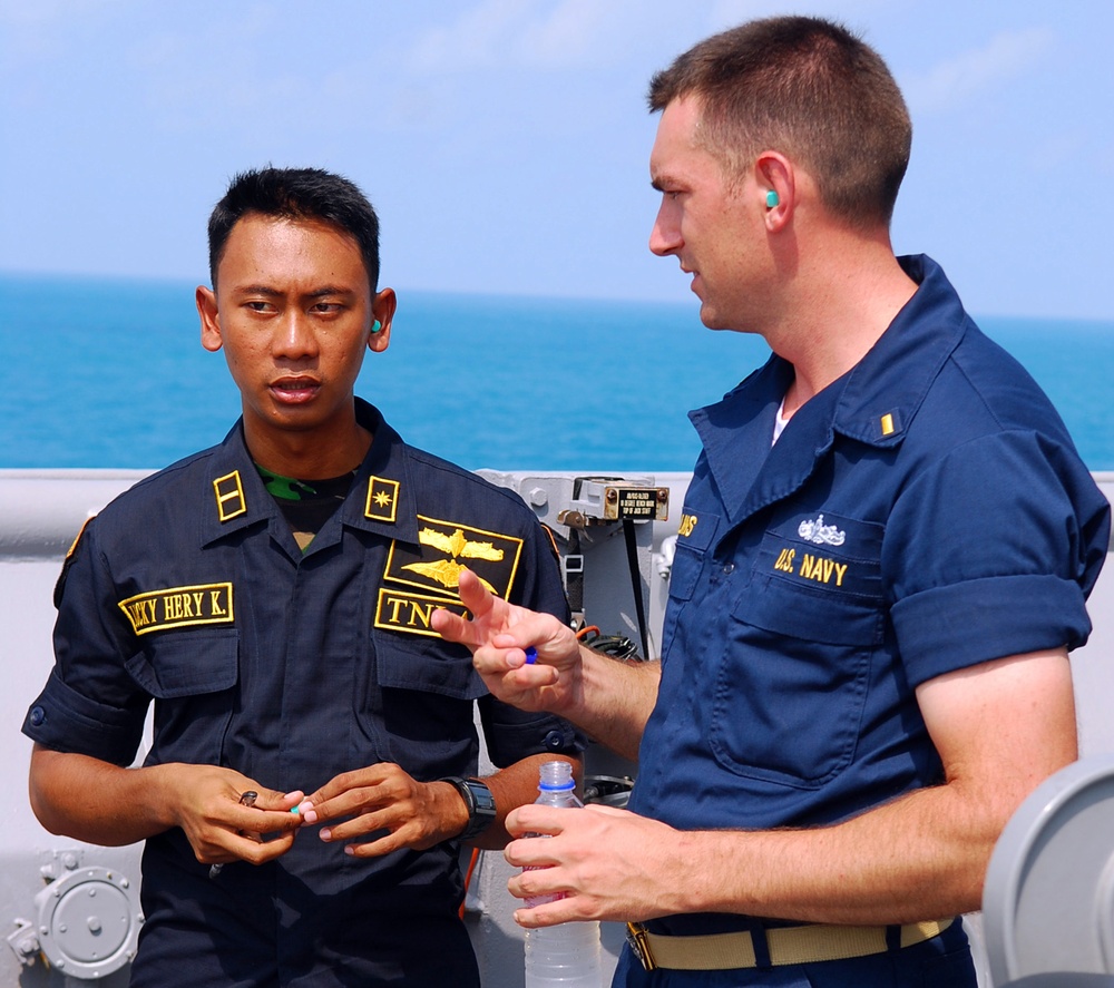 Naval Mobile Construction Battalion 40, Indonesian strengthen relationship