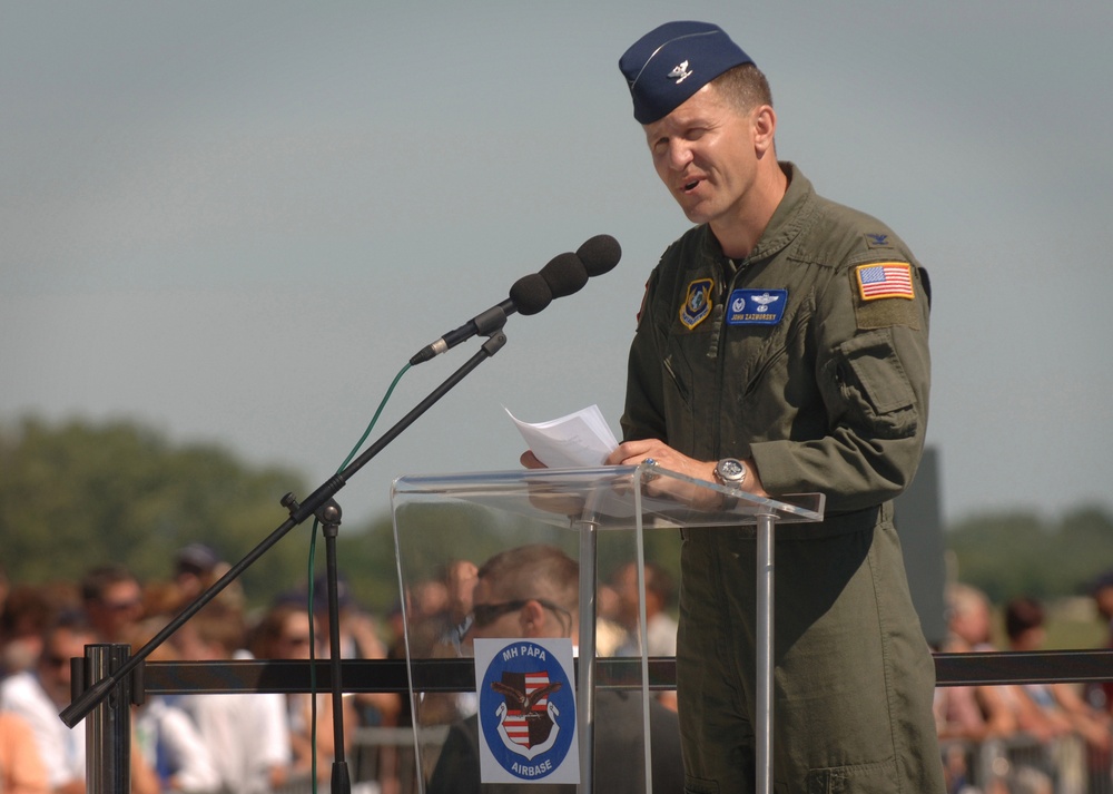 11 European Nations, U.S. Activate Ground-breaking Heavy Airlift Wing: 30-year Partnership to Share C-17s in Global Operations