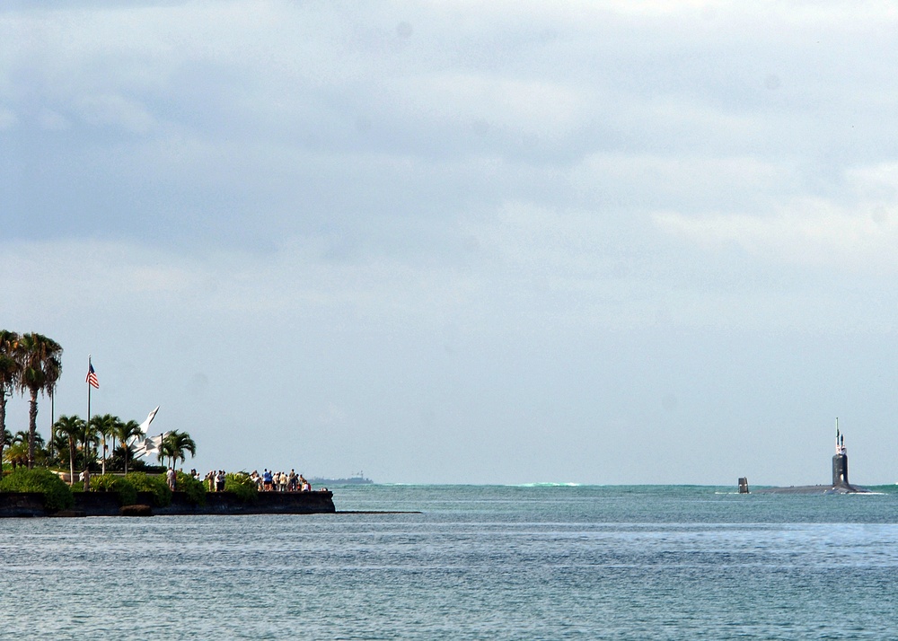USS Hawaii arrival ceremony