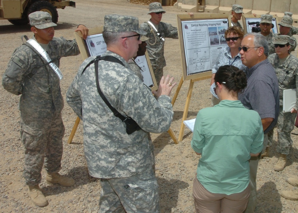 Director of Accountability Visits Sustainment Command (Expeditionary) Soldiers