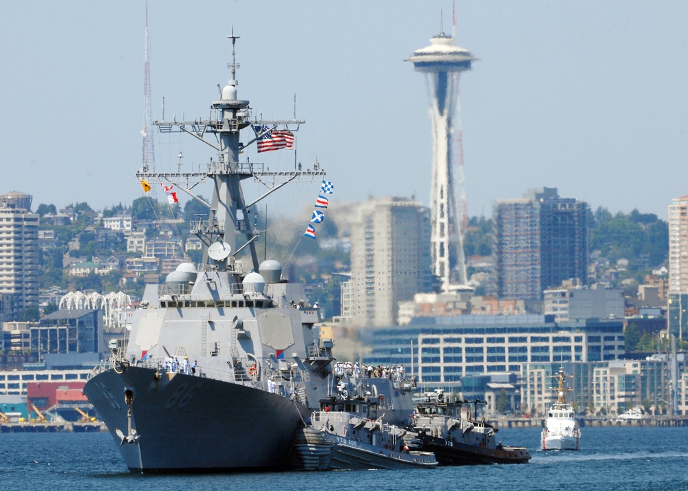 DVIDS - Images - USS Shoup arrives for the 60th Seafair celebration