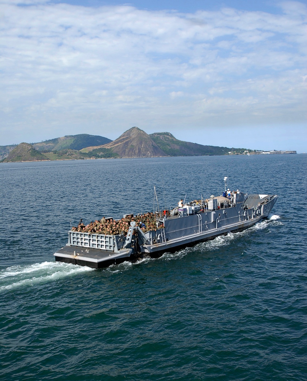 USS Oak Hill