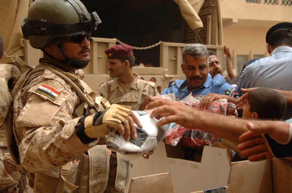 Bags and soccer balls handed out in Tarmiyah