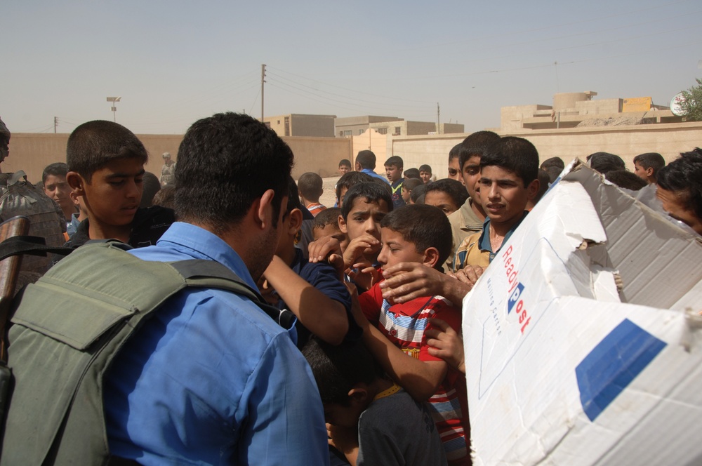 Bags and soccer balls handed out in Tarmiyah