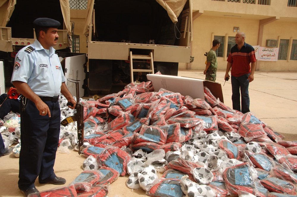 Bags and soccer balls handed out in Tarmiyah