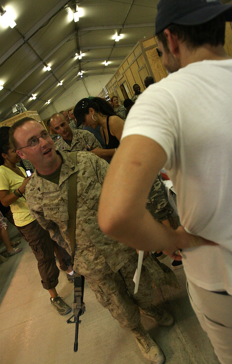 United Service Organizations brings celebrities to Kandahar