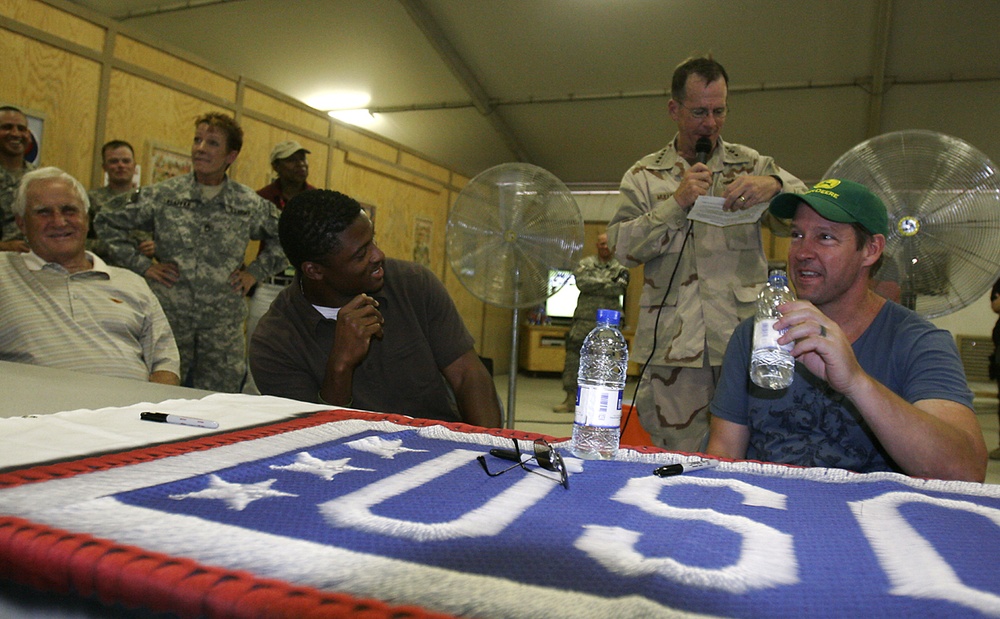 United Service Organizations brings celebrities to Kandahar