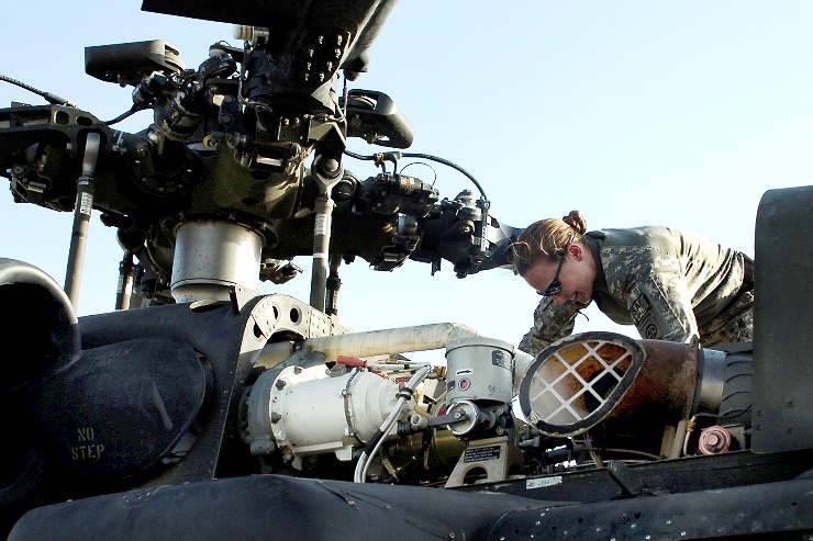 Female Soldiers Continue Footprint in Army Aviation