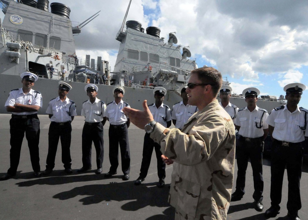 USS Arleigh Burke