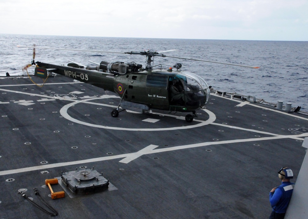 Landing aboard the USS Arleigh Burke