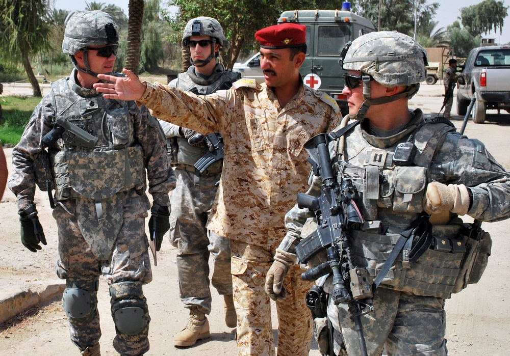 U.S., Iraqi forces plan ancient arch restoration