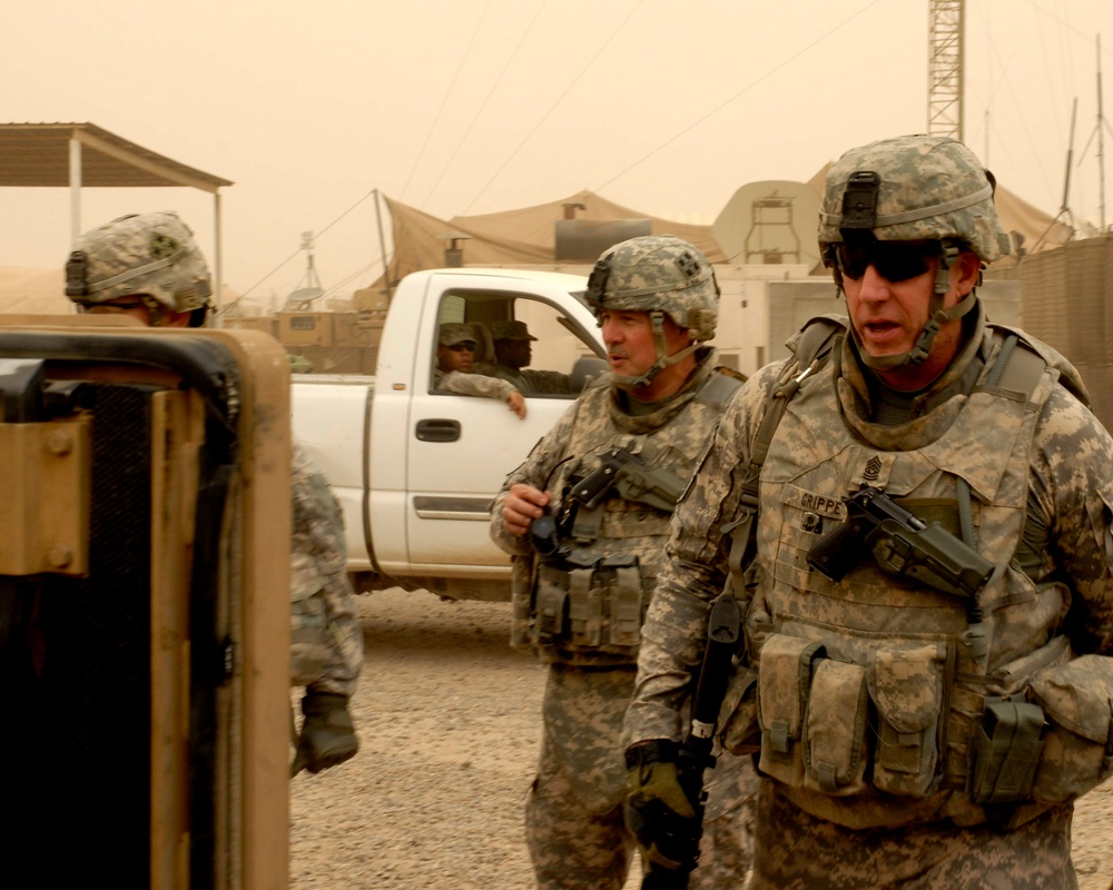 Corps Command Sergeant Major conducts battlefield circulation throughout southern Iraq