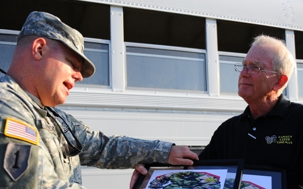 Iraq-bound troops receive gift from local community