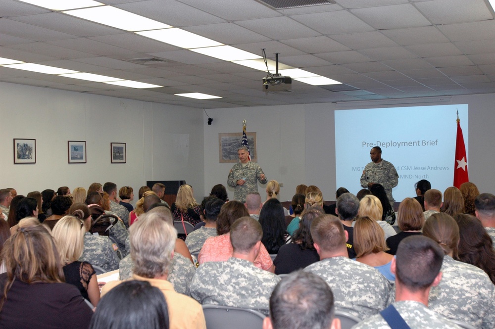 3rd Infantry Division commander, command sergeant major visit Combat Aviation Brigade Soldiers