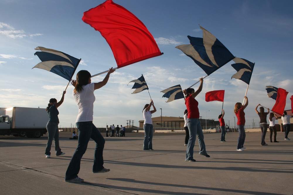 Fabens High School Band Welcomes Home Texas Guard