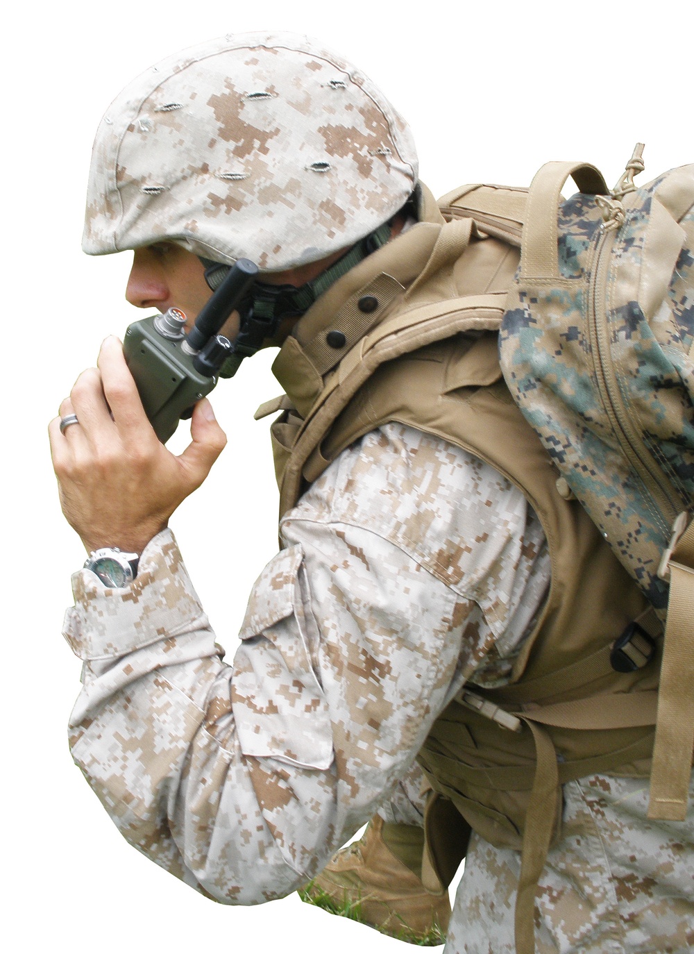 Navy civilian engineers work side-by-side with warfighters in Afghanistan to field new communications system
