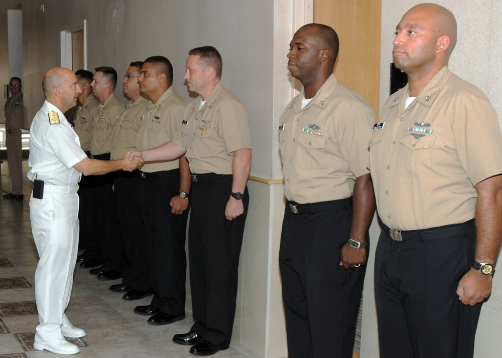 Adm. Stavridis visits Naples