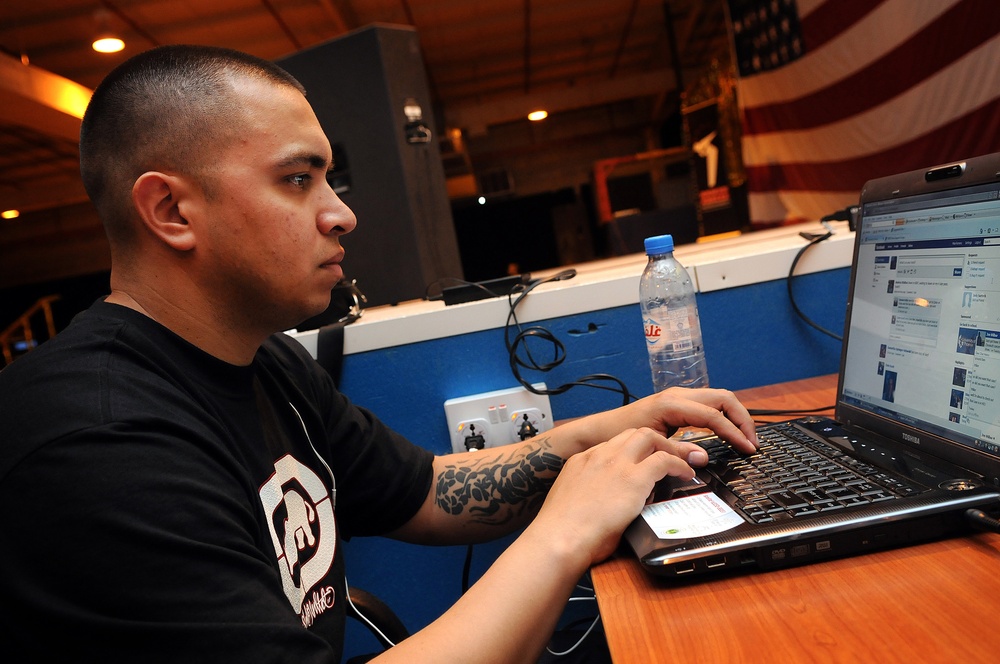 War Fighters Support Social Networking Sites