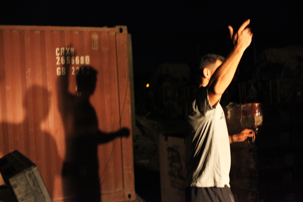 Soldiers resupply Tarmiya Joint Service Station