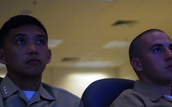 U.S., Singapore navies train together
