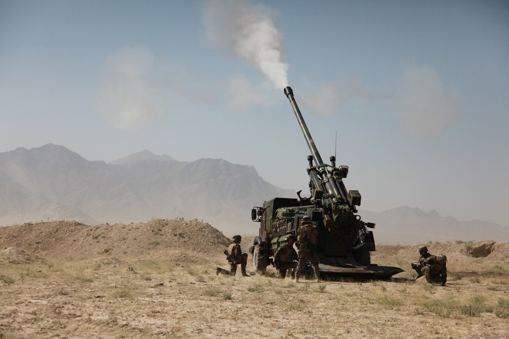 U.S., French shoot artillery in Afghanistan