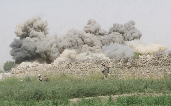 2/8 Marines fight, push insurgents back
