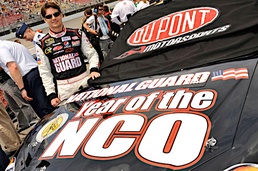 Obama Honors Wounded Warriors With NASCAR Greats