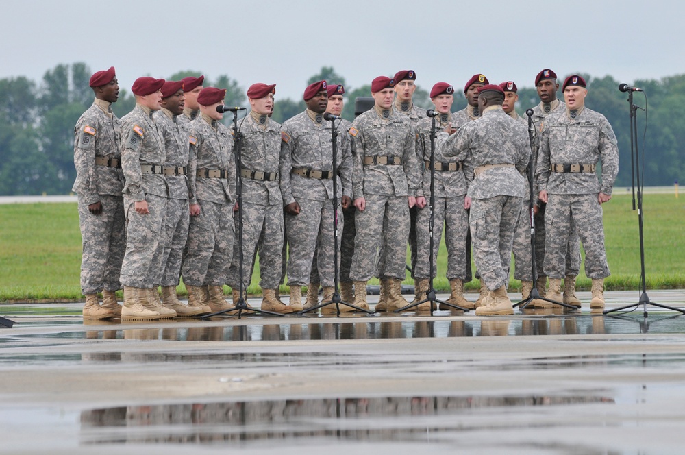 Paratroopers arrive in Indianapolis for the 63rd Annual 82nd Airborne Division Association Convention