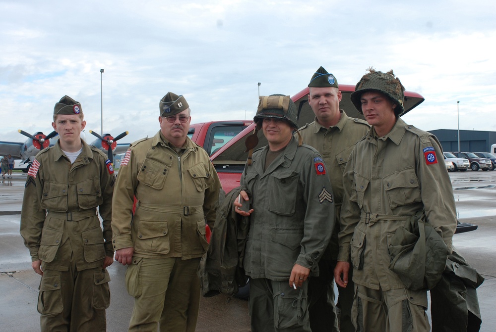 Paratroopers arrive in Indianapolis for the 63rd Annual 82nd Airborne Division Association Convention