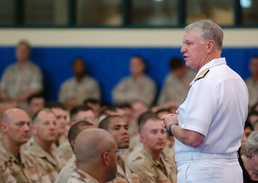 Chief of Naval Operations Visits U.S. 5th Fleet