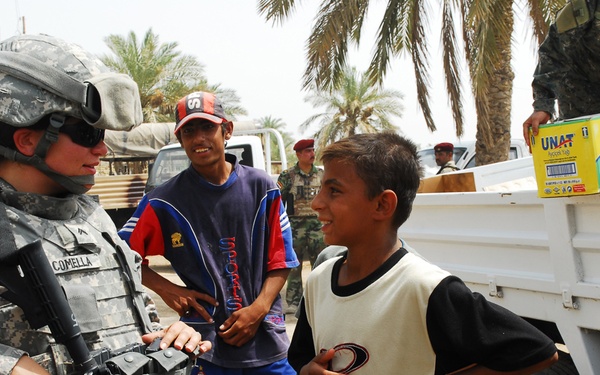 Soldiers provide goods, goodwill to Basra citizens