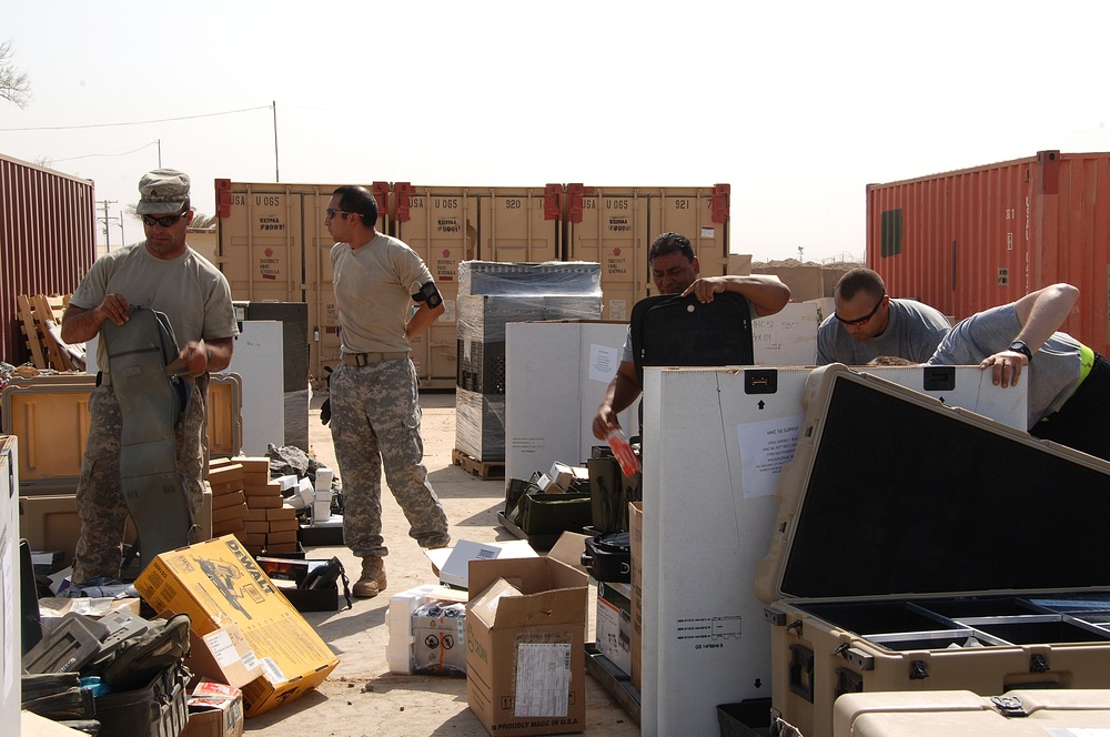 Soldiers pack up to head home