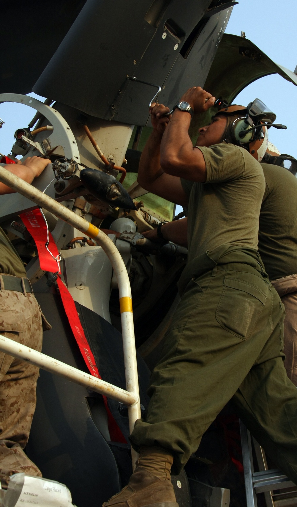 Conducting aircraft maintenance