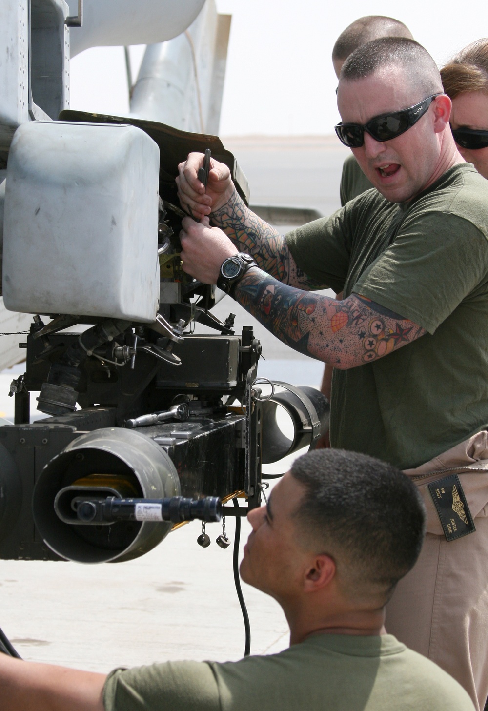 Conducting aircraft maintenance