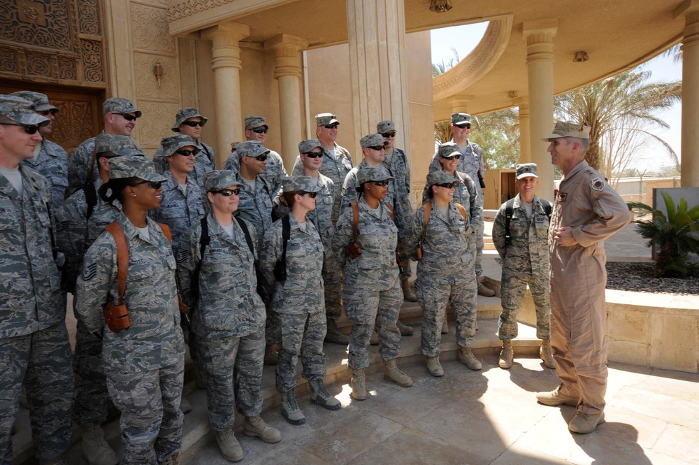 AFCENT Commander Visits Iraq